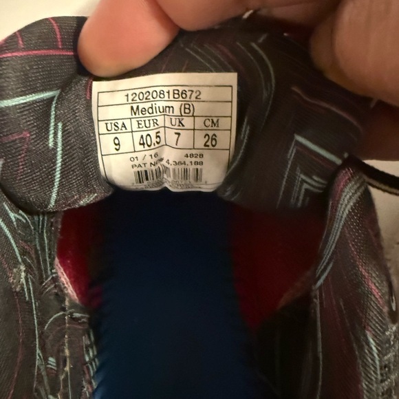 Brooks Ravenna 7 Women’s Running Shoes Fuchsia Gray 1202081B672 Size 9 - Picture 2 of 7